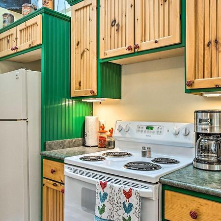 Couples Haven In Frankfort By Lake, Trails And Dtwn Bagian luar foto