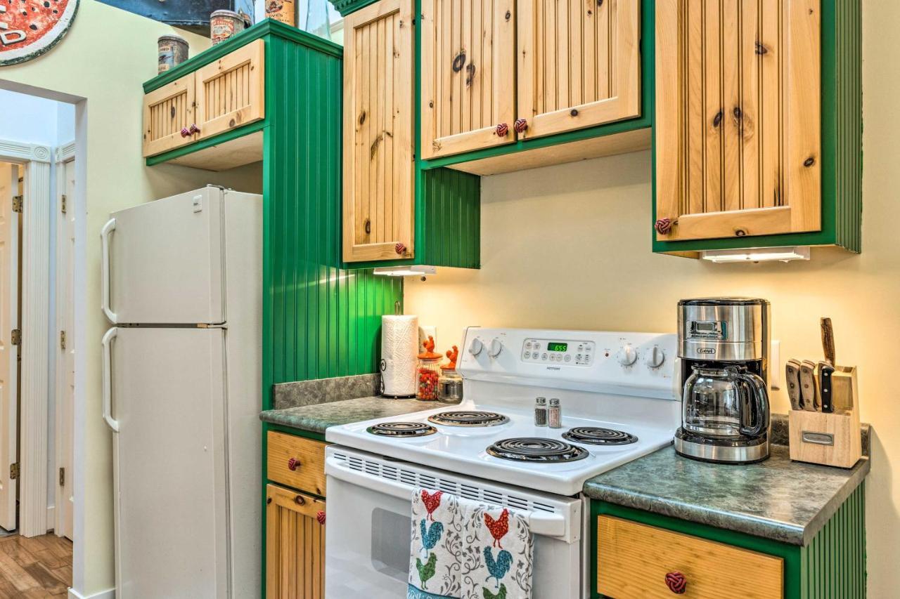 Couples Haven In Frankfort By Lake, Trails And Dtwn Bagian luar foto